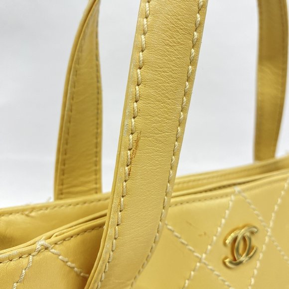 CHANEL Lambskin Beige Tote Bag Wild Stitch 23.5cm x 23cm - Picture 11 of 15